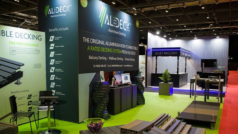 New Year, New Display: 5 Must-Have Exhibition Products to Elevate Your Stand in 2025